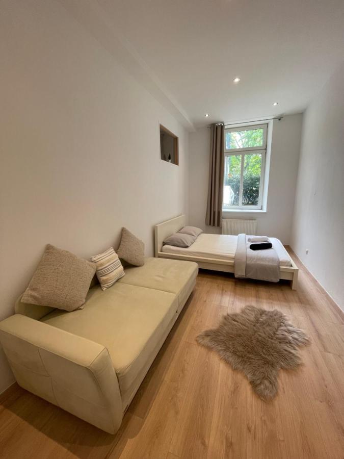 Cozy 8-Person Home In Vienna Located At Haberlgasse 82 N1 Esterno foto