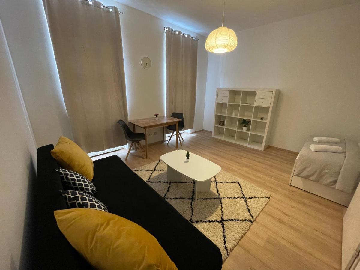 Cozy 8-Person Home In Vienna Located At Haberlgasse 82 N1 Esterno foto