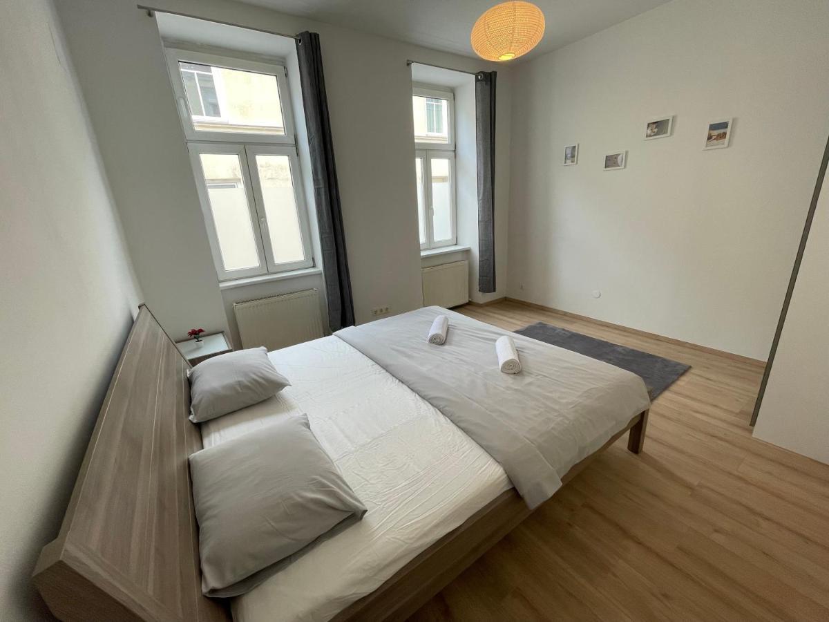 Cozy 8-Person Home In Vienna Located At Haberlgasse 82 N1 Esterno foto